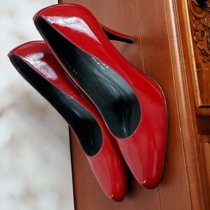 Donald Plinger Couture Pumps - 8.5